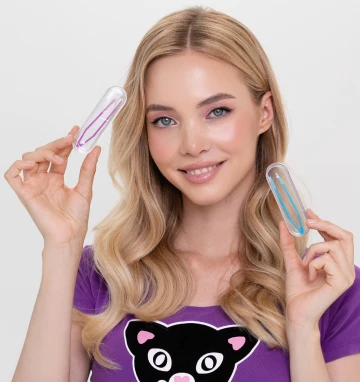 Пинцет ADRIA в футляре (цветной)