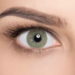 Линзы Effect Ivory (айвори) на зелёных глазах